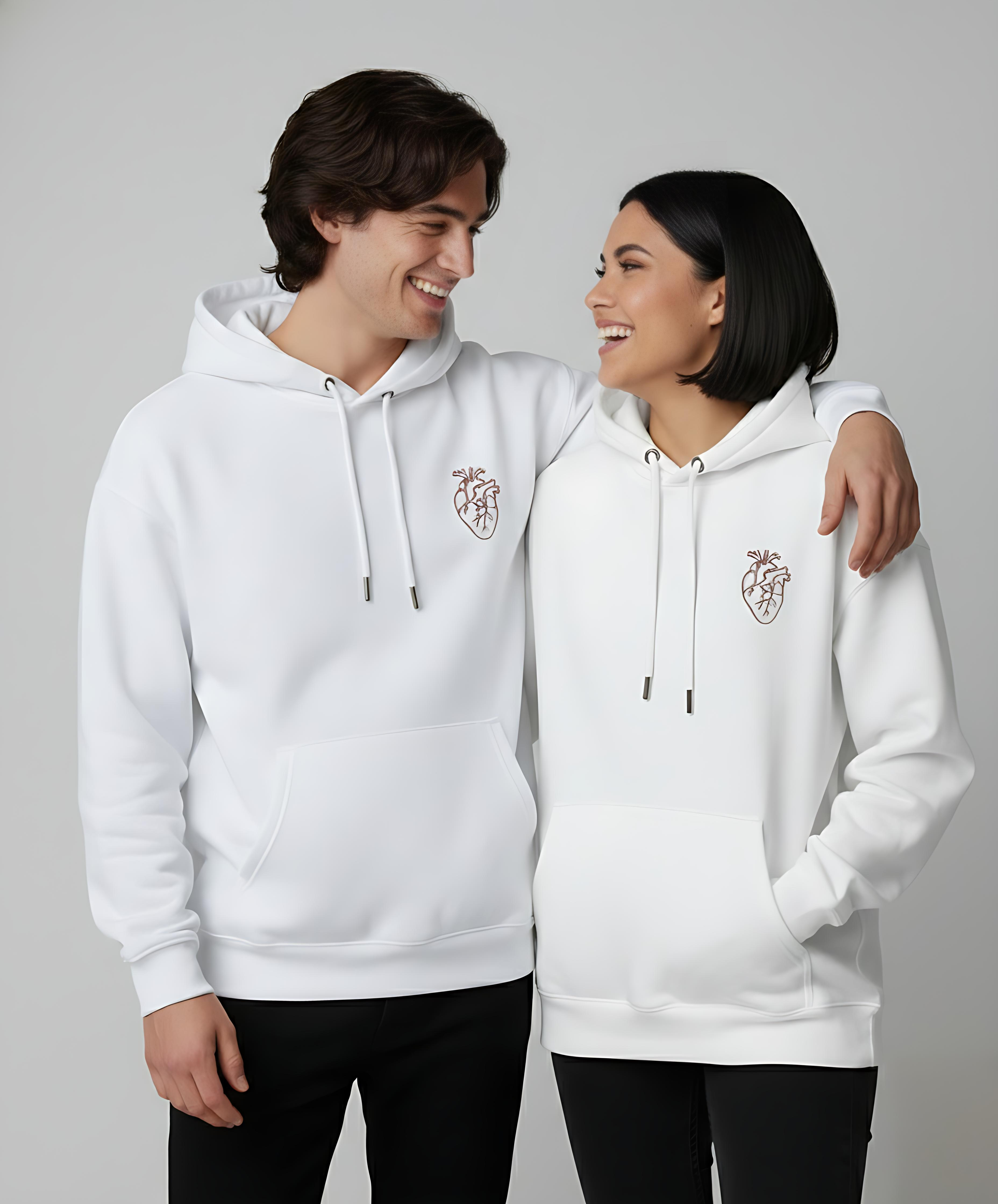 HEARTLINE – The Minimal Love Hoodie (Embroidery)